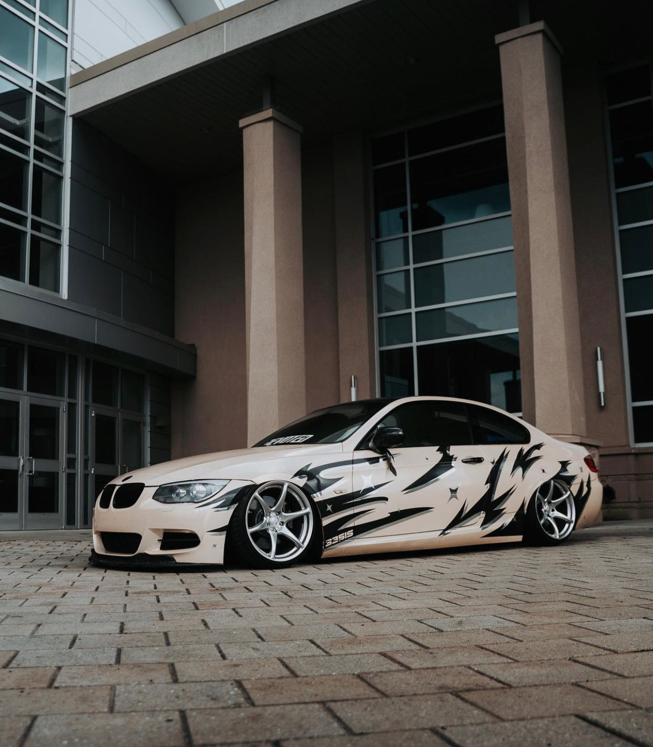 BMW 335IS with Sora Livery. Drift livery for cars.